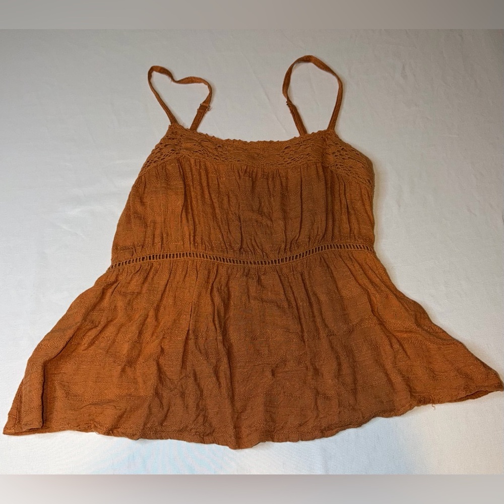 Love on a Hanger Rust Boho Tank Top Women’s Medium Flowy Lace Trim